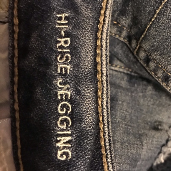 American Eagle Jeans - Picture 5 of 11